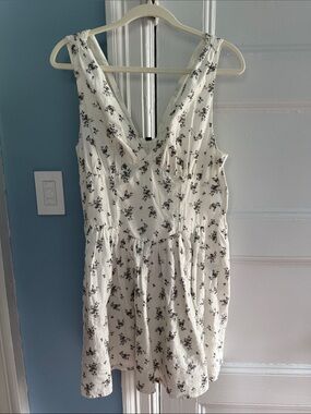 Divided White Floral V-Neck Sundress